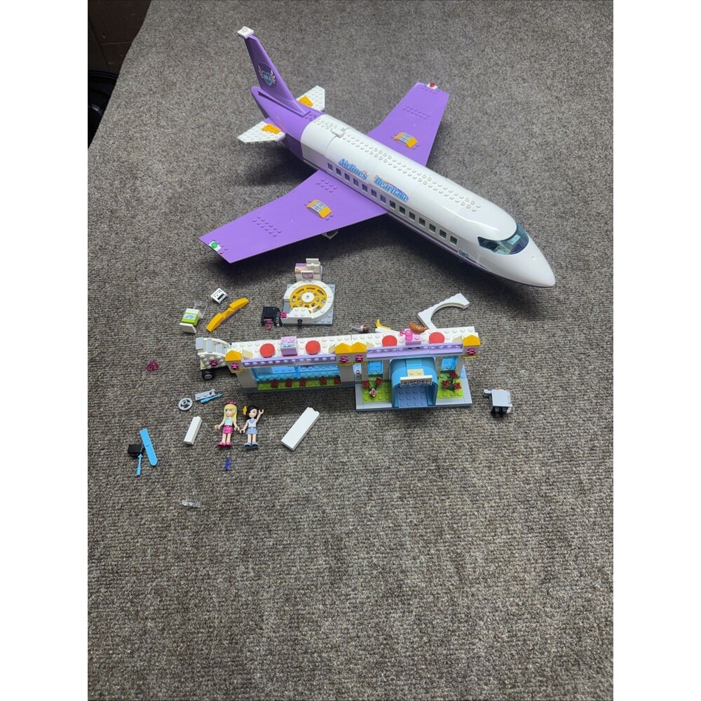 LEGO Friends Heartlake City Airport (41109)
